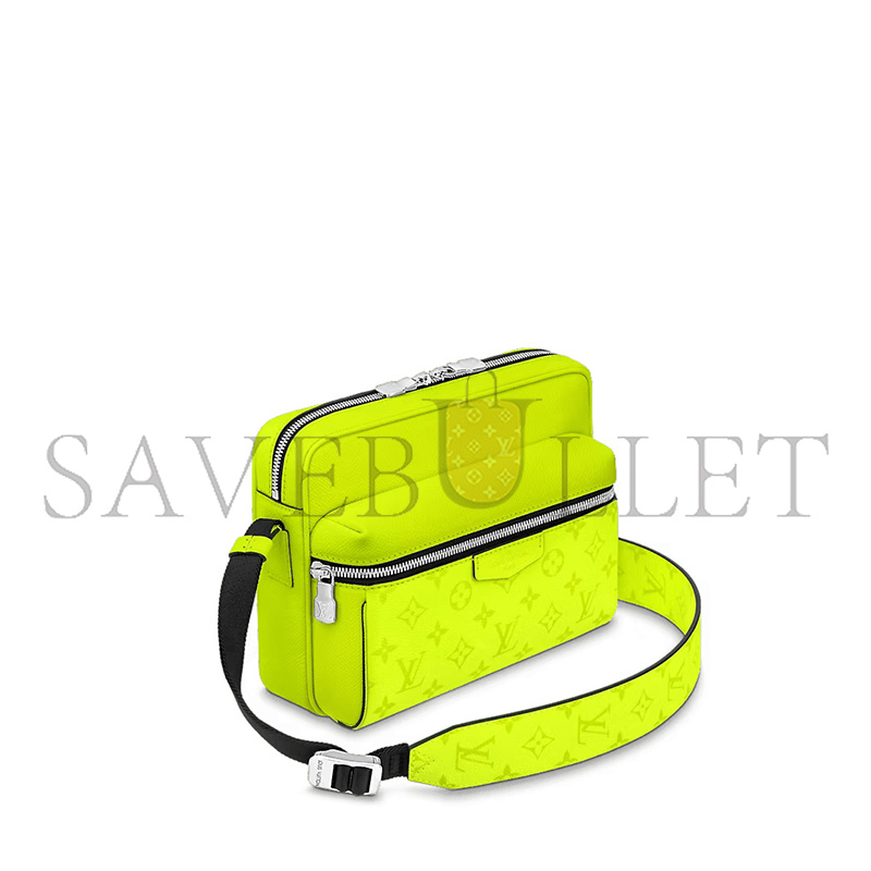 LOUIS VUITTON OUTDOOR MESSENGER M30943 (25.5*18*5cm)